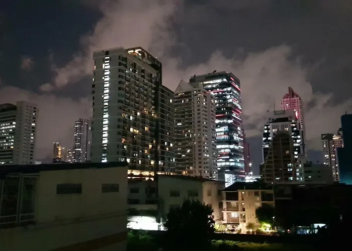 Cozy 1 In Sathorn, Bts Saint Louis Apartment